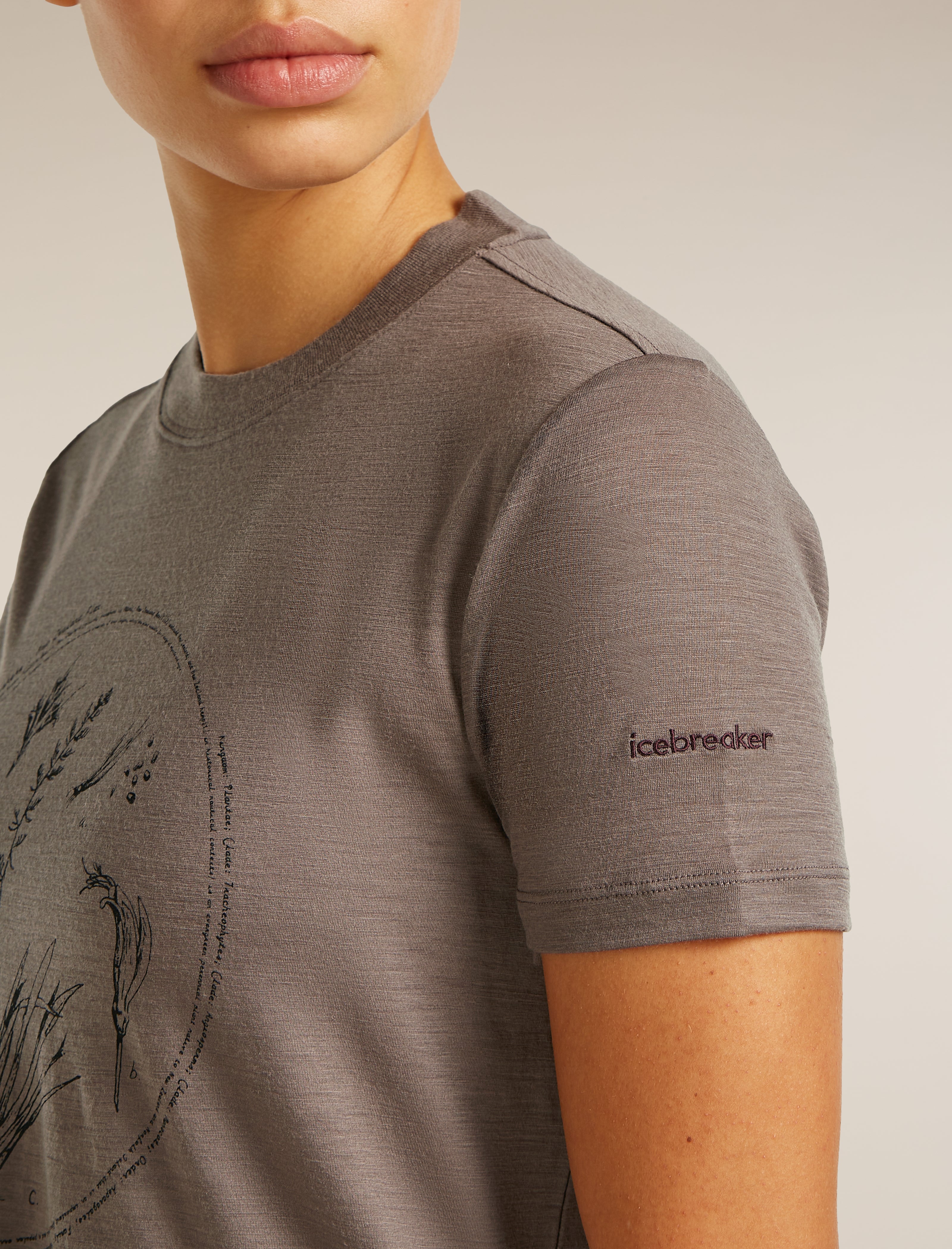 150 Tech Lite Crop T-Shirt Seed Story - Image 5