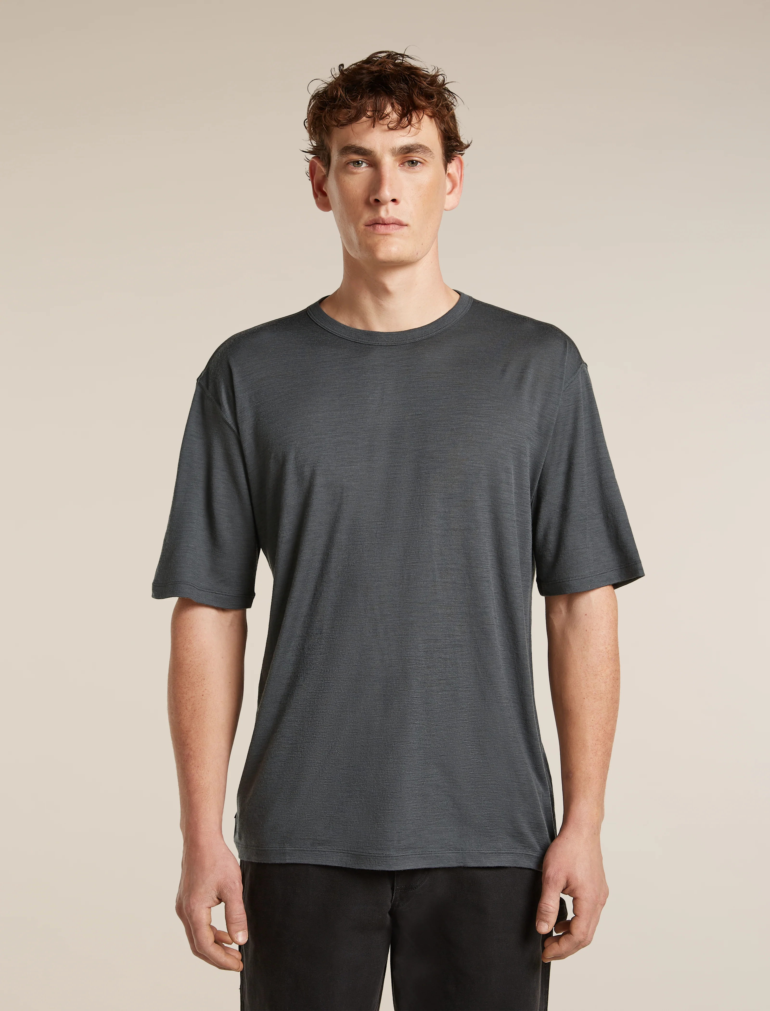 150 Tech Lite Relaxed T-Shirt