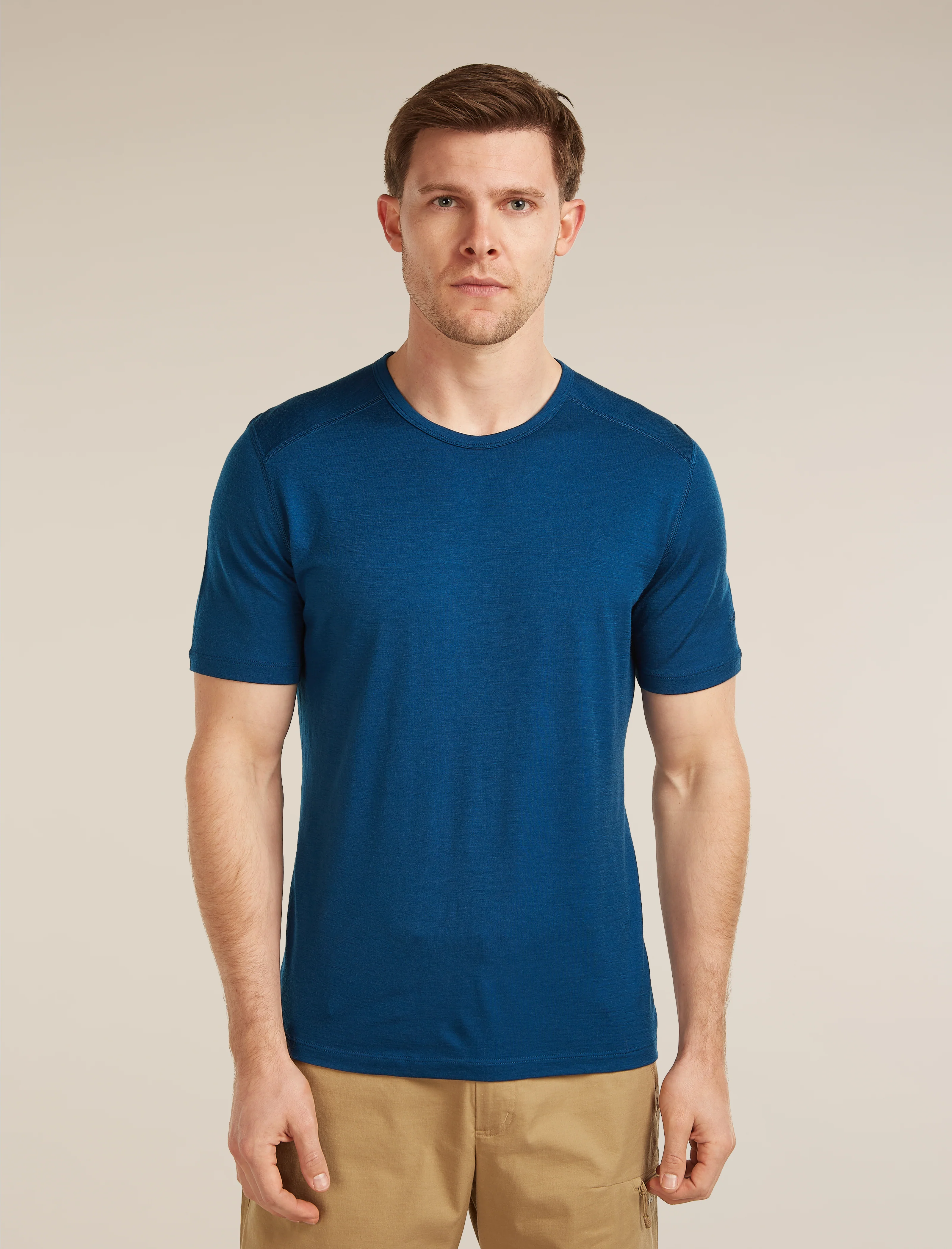 200 Oasis T-shirt