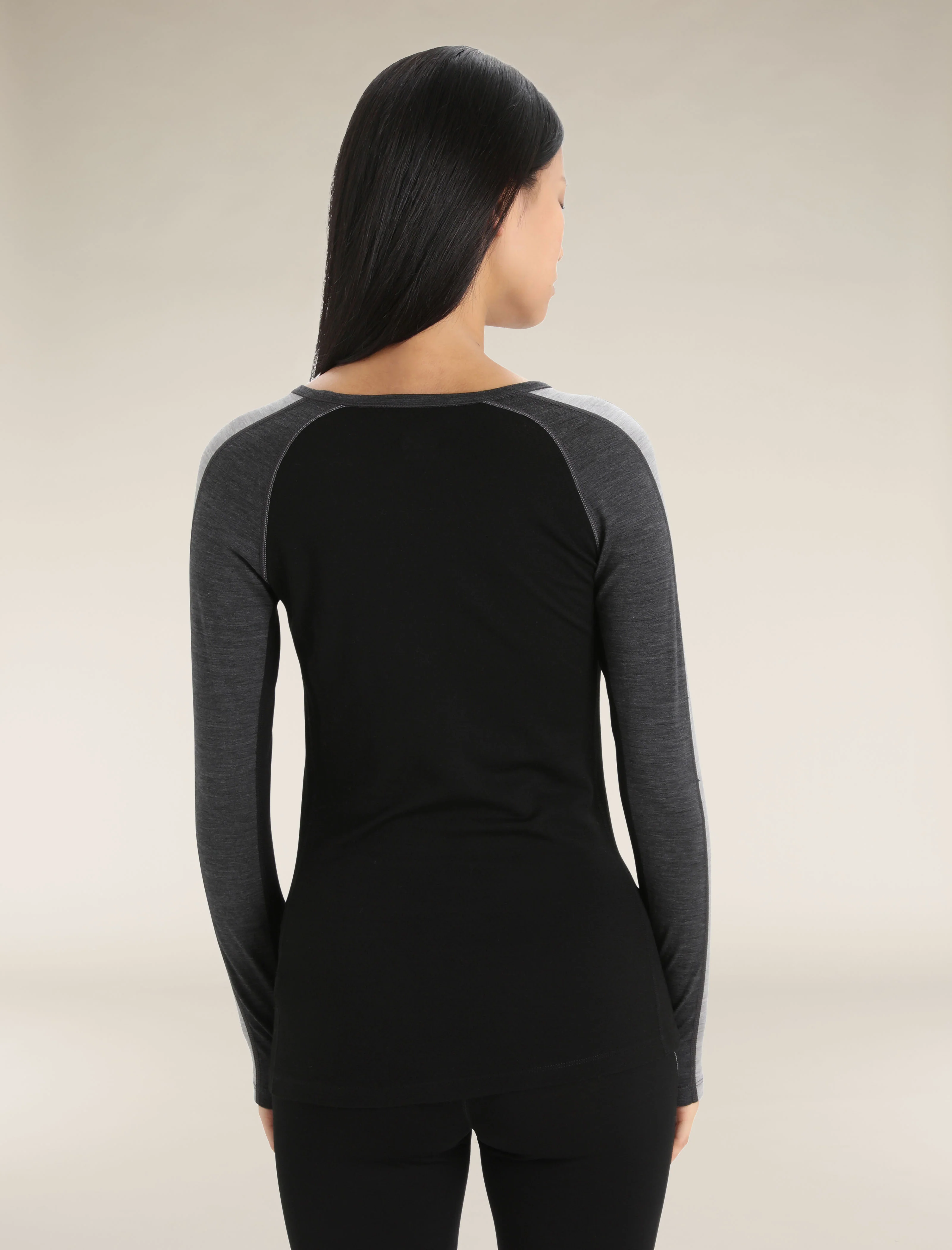 Women's 200 ZoneKnit⢠Long Sleeve Crew Thermal Top - Image 2