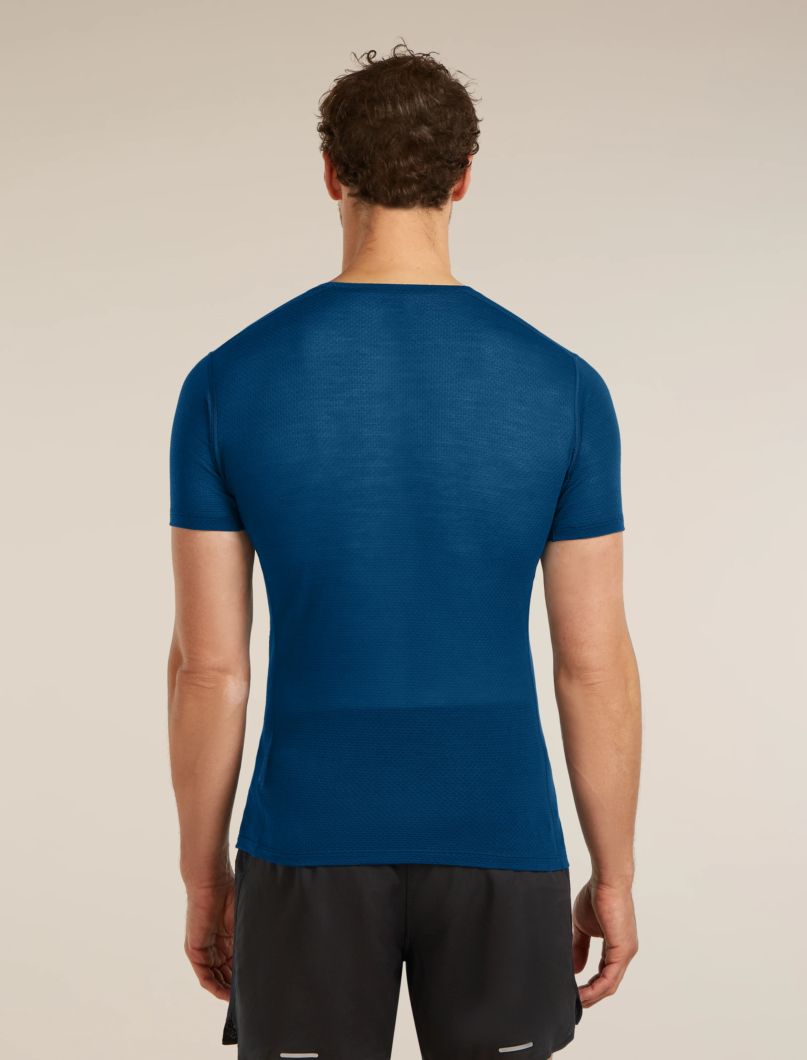 75 Featherlight™ T-Shirt - Image 2