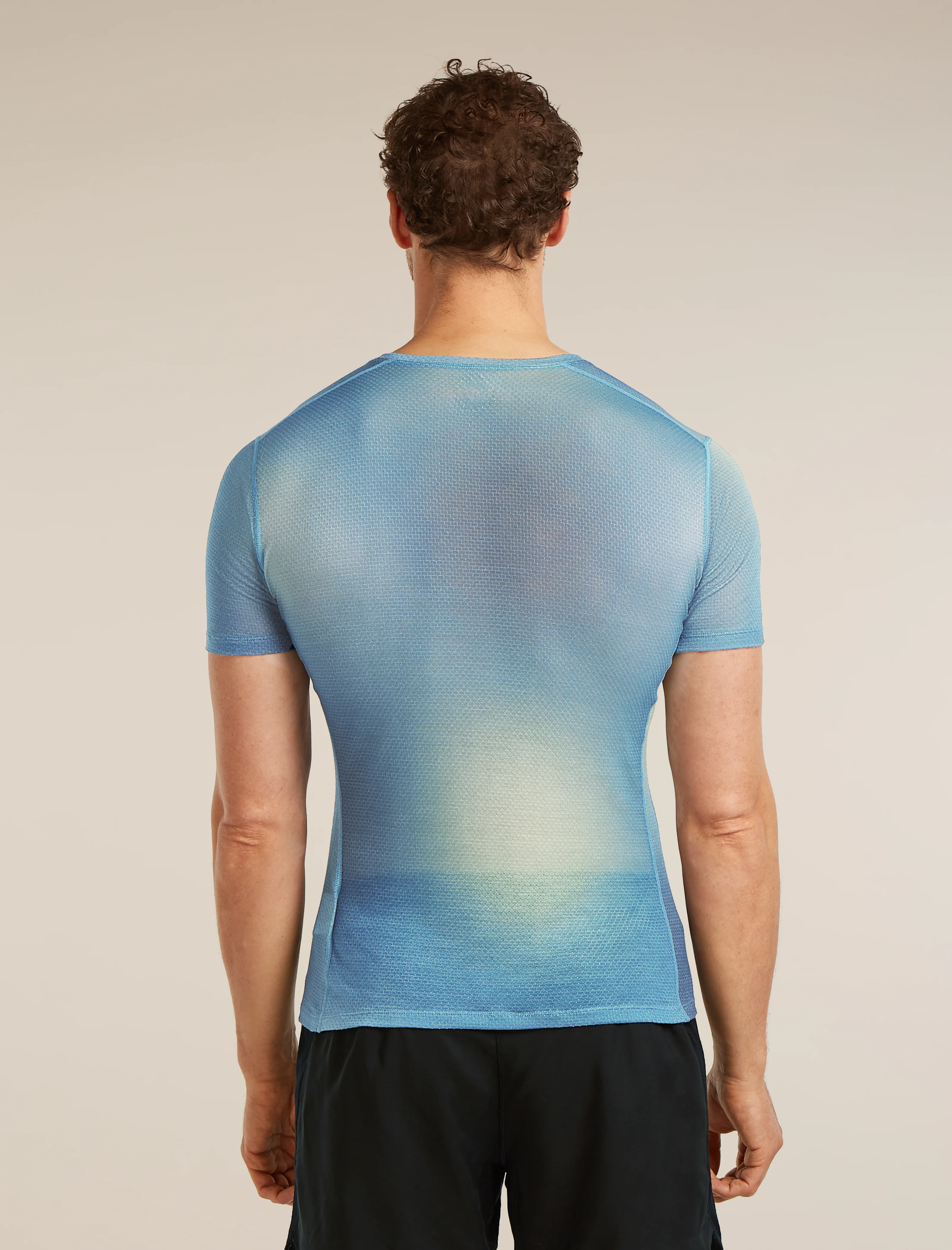 75 Featherlight™ T-Shirt - Image 2