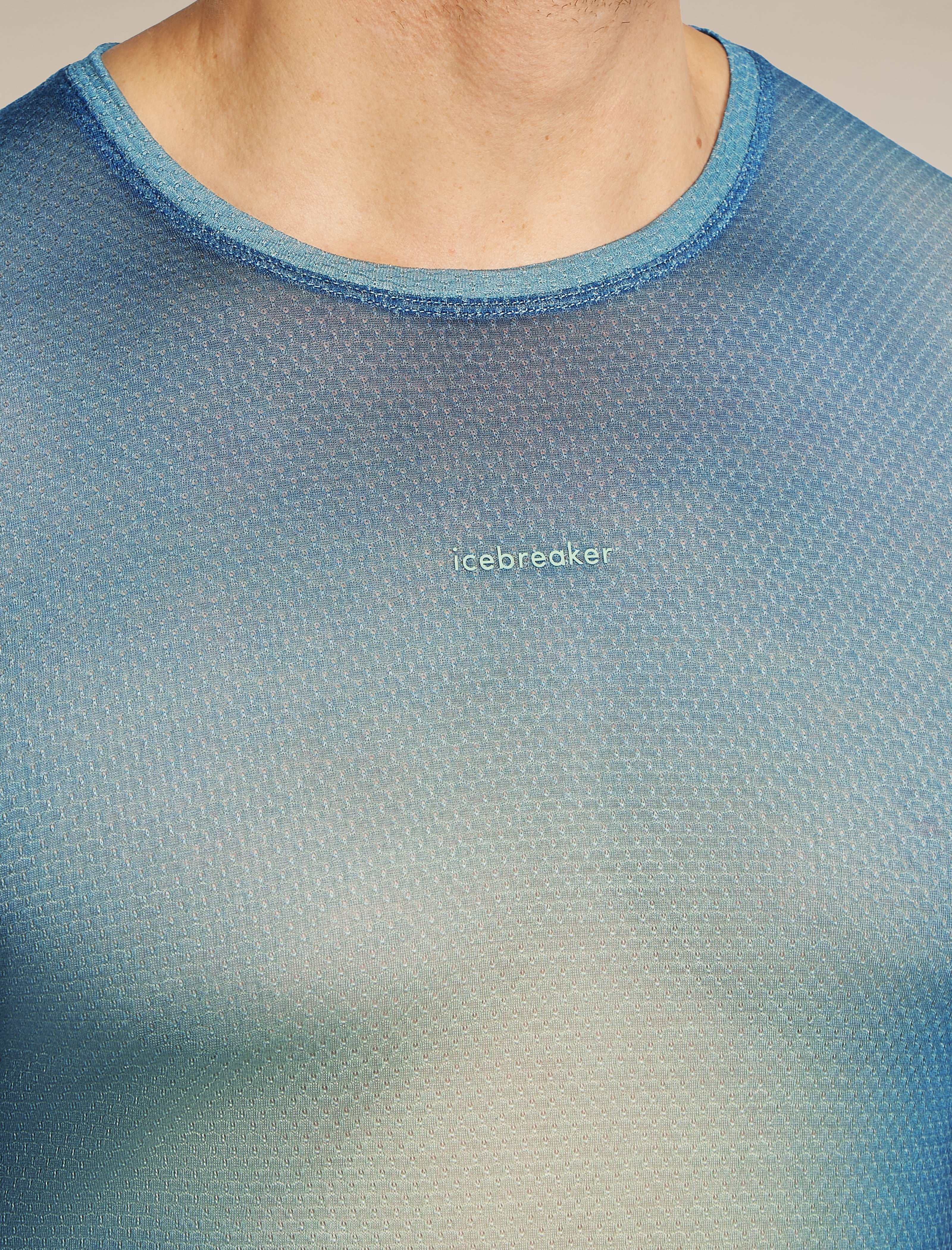 75 Featherlight™ T-Shirt - Image 5