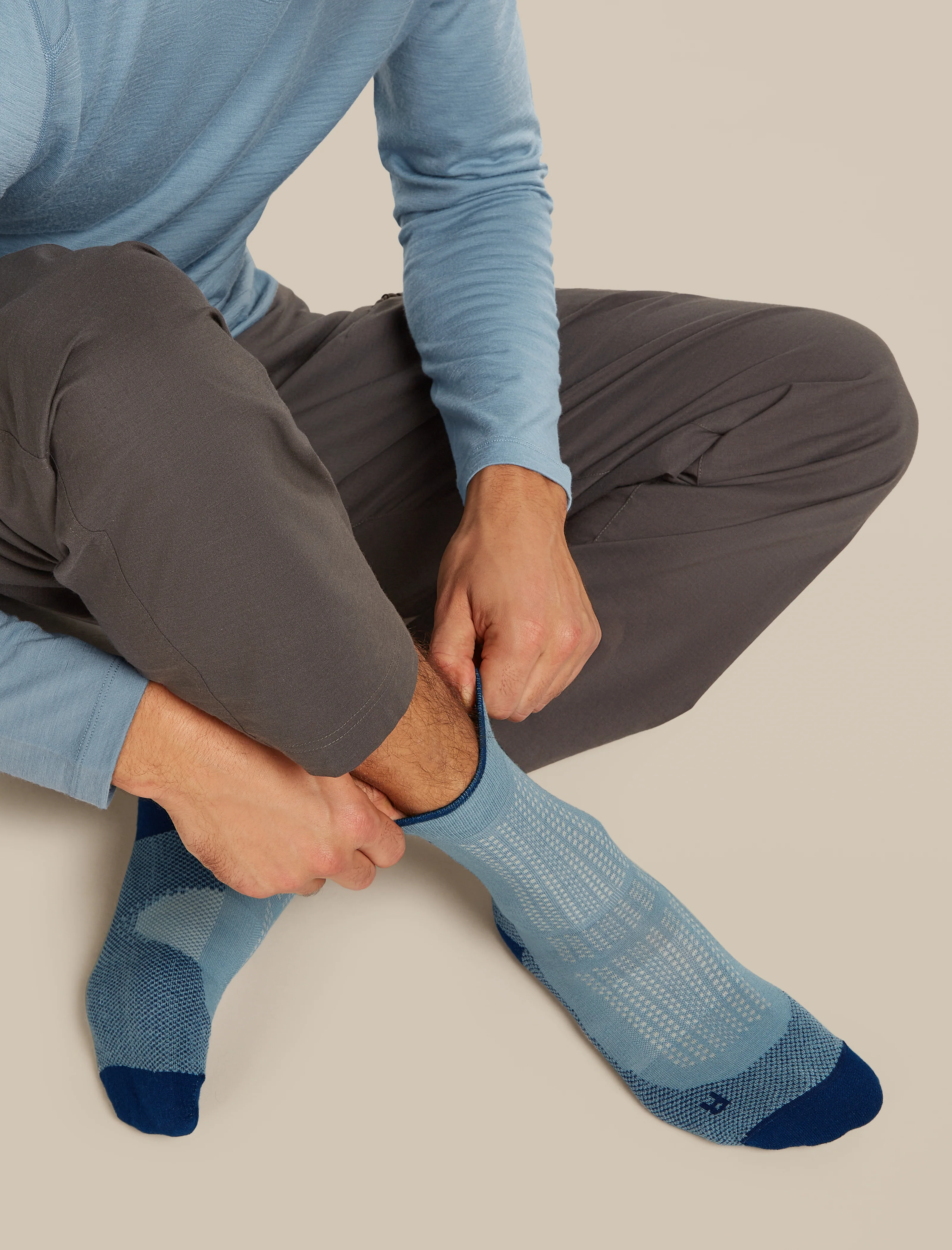 Men Hike+ Quarter Socks - Image 5