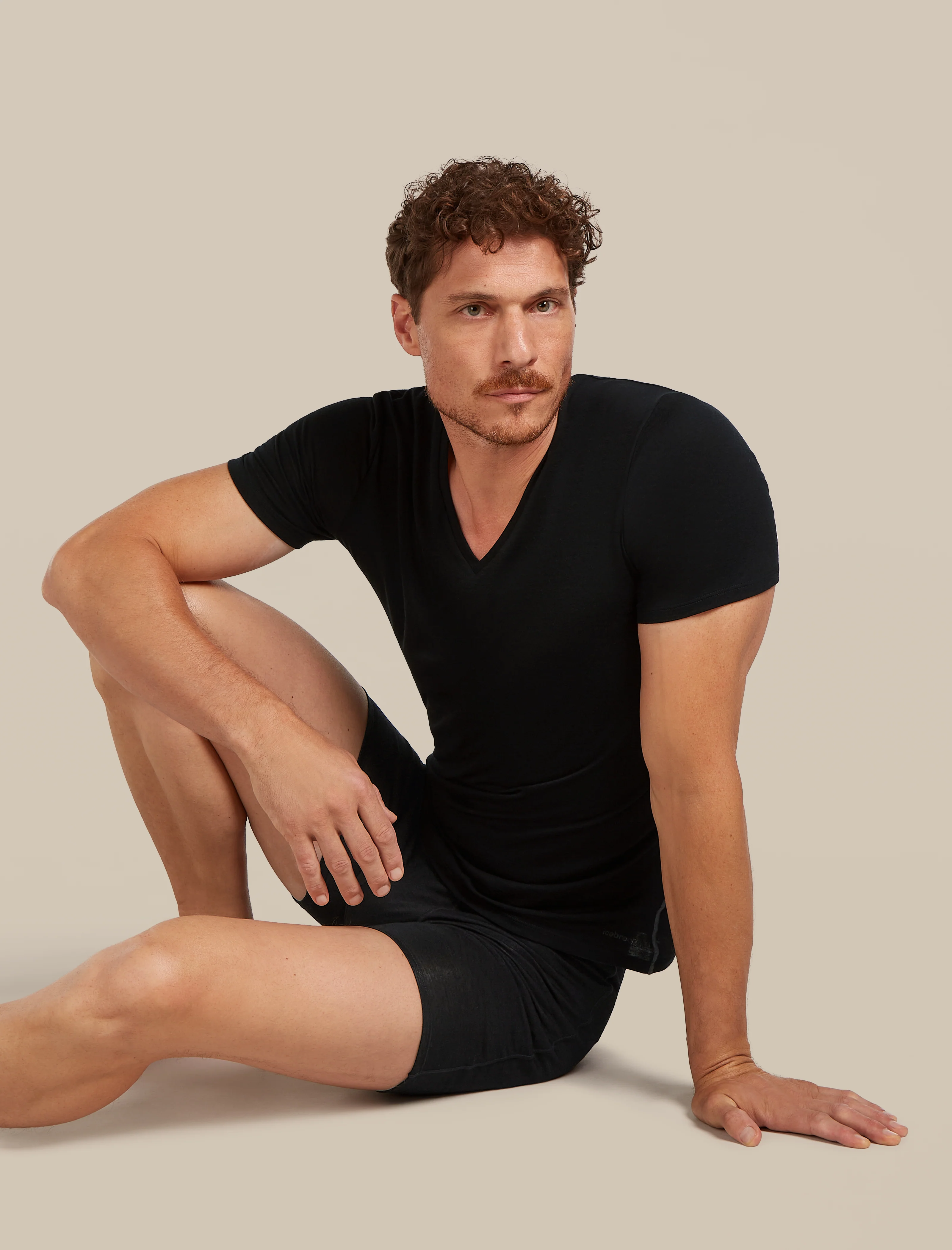 150 Anatomica  V-Neck Top - Image 3