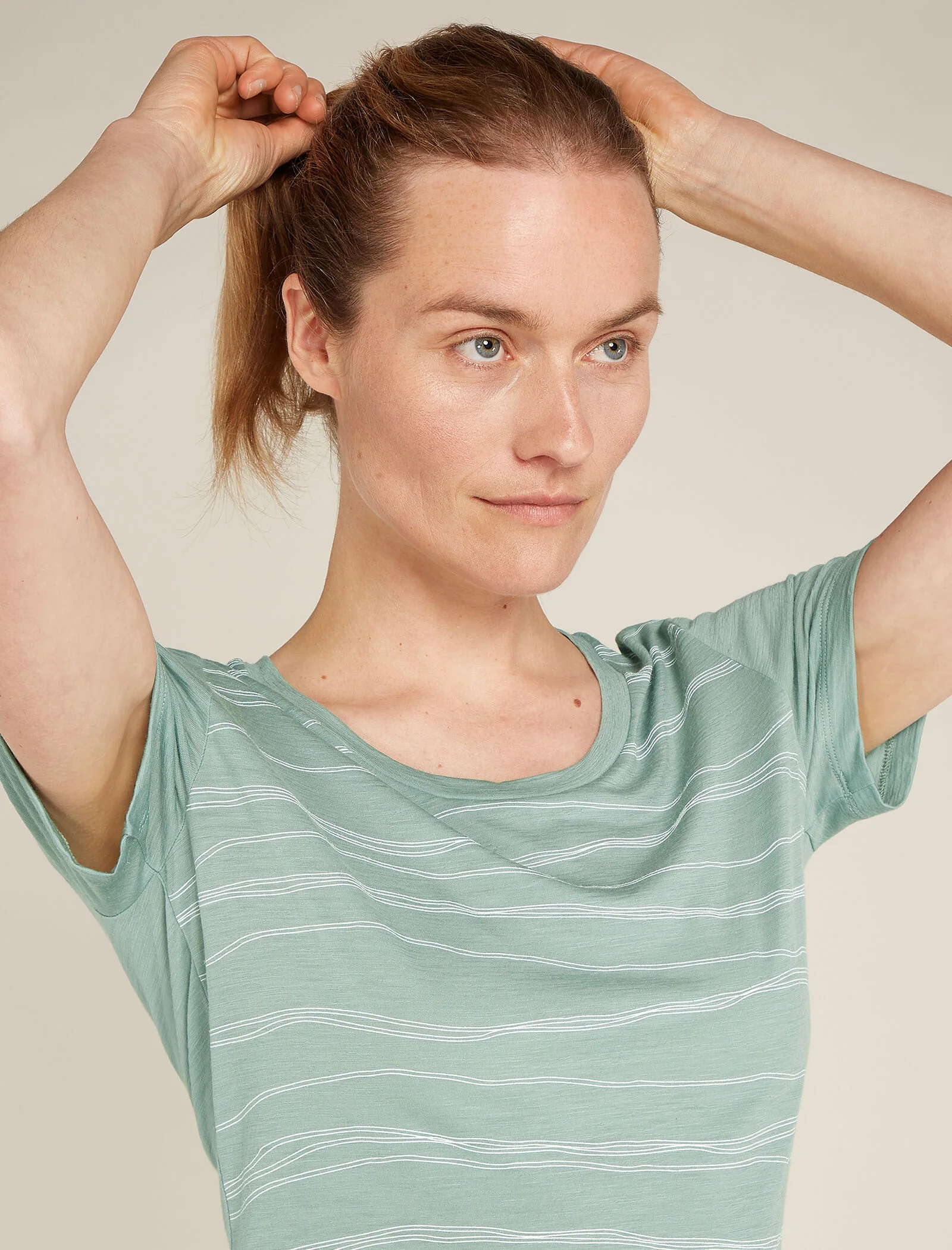 Women's Merino 150 Tech Lite Short Sleeve Scoop T-Shirt Sea of Summits - Image 5