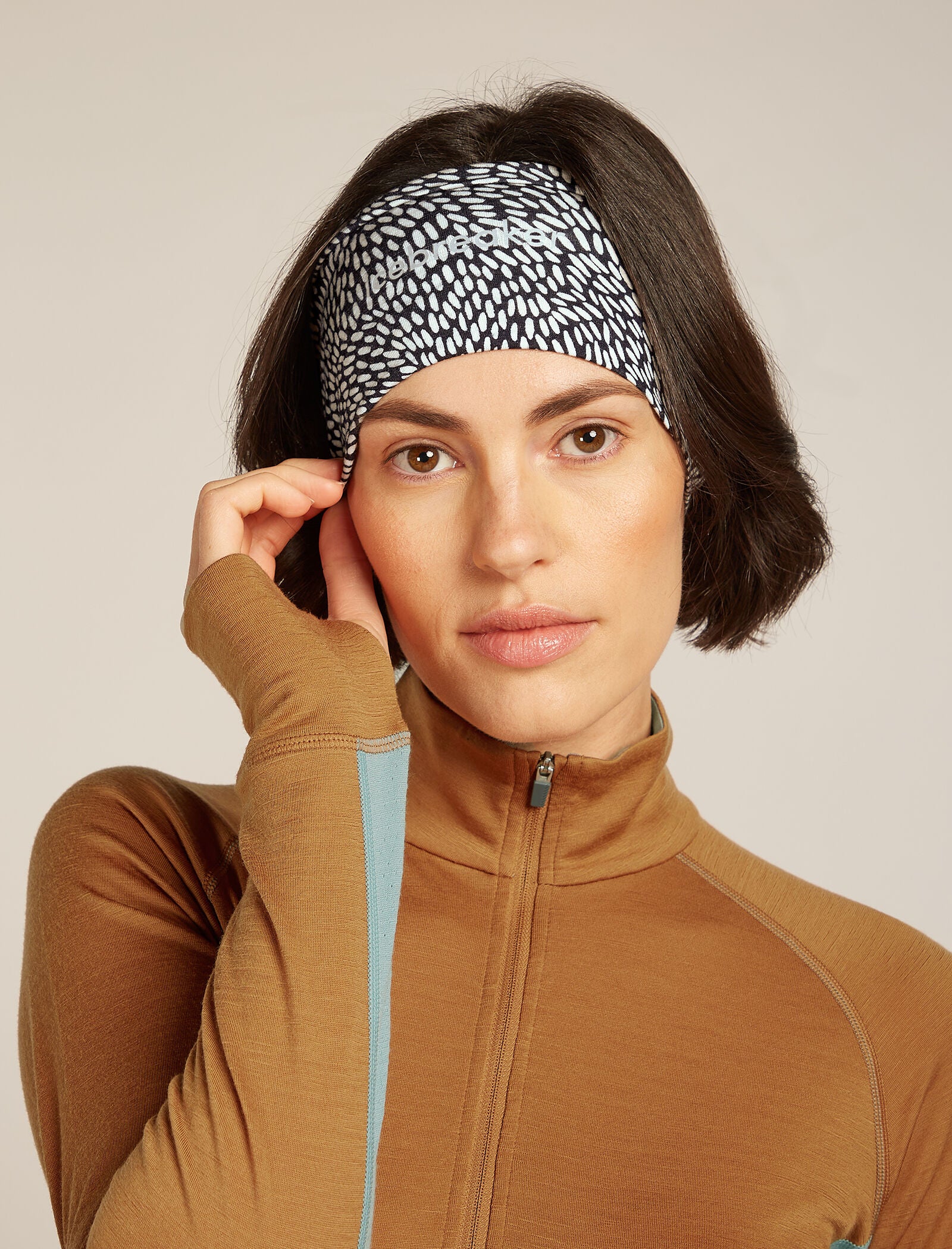 200 Oasis Headband Flock Forms