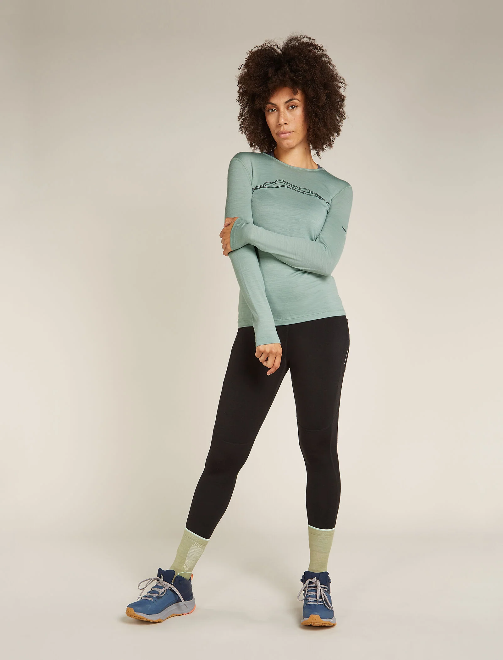Women's Merino 200 Oasis Long Sleeve Crew Mountain Pulse Thermal Top - Image 3