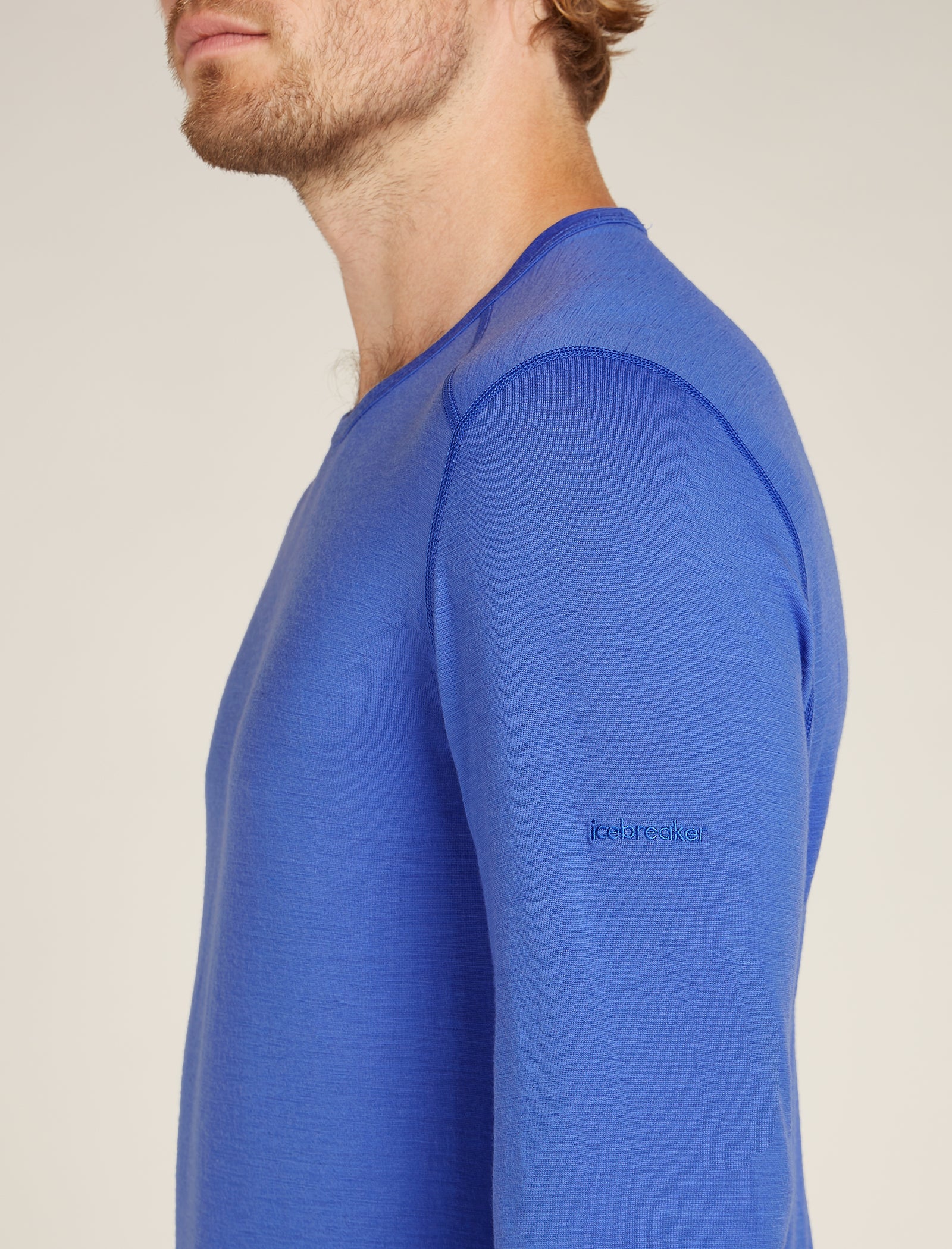 Men's Merino 200 Oasis Long Sleeve Crew Thermal Top - Image 5