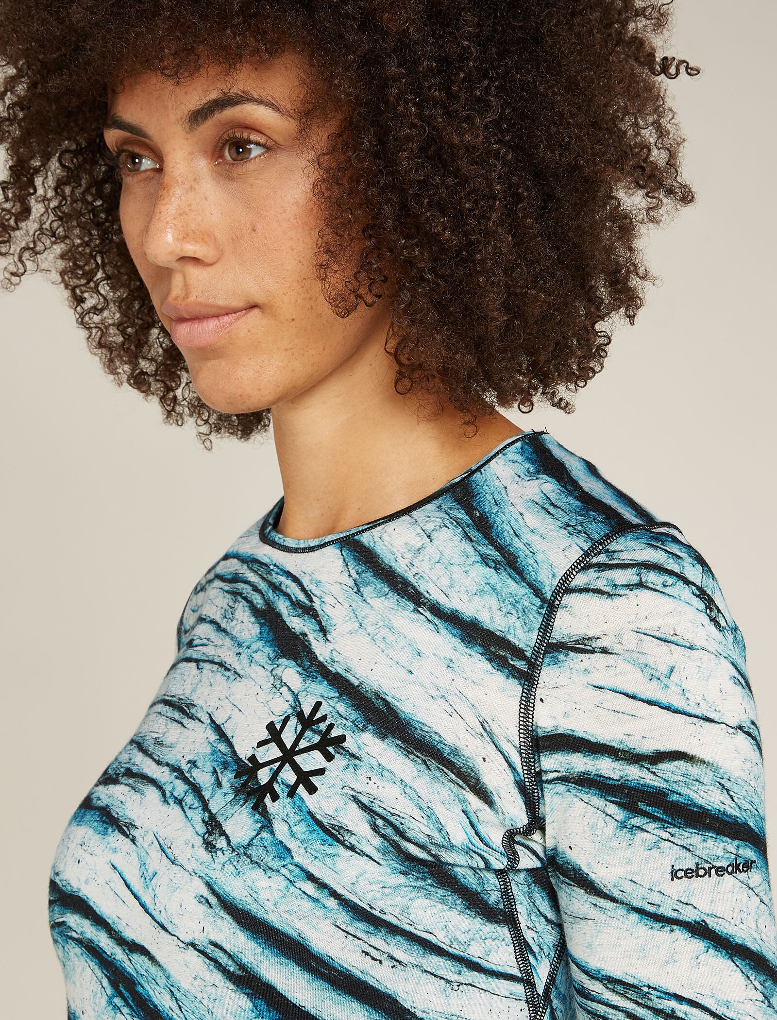 Women's Merino 200 Oasis Long Sleeve Crew Thermal Top Protect Our Winters - Image 6