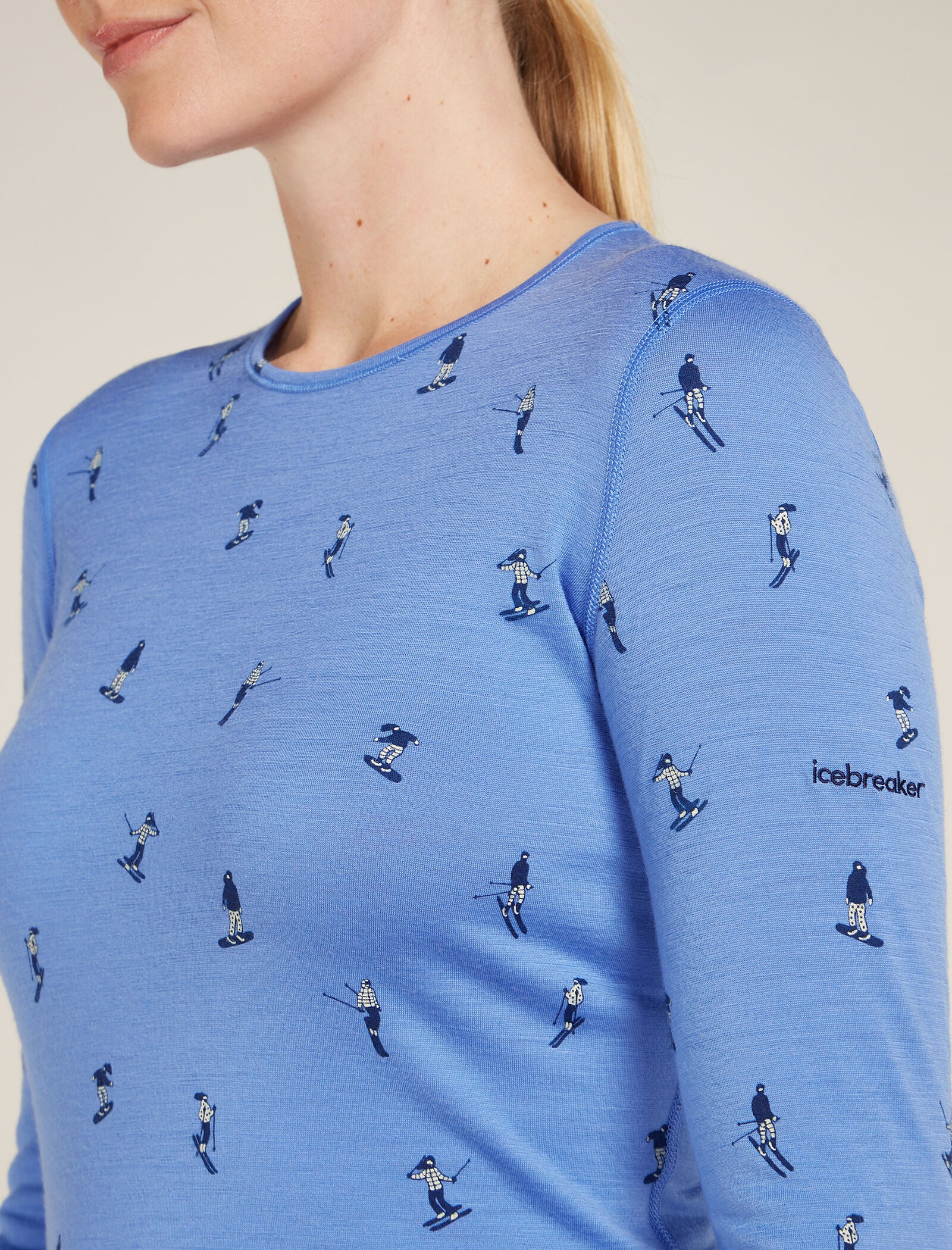 Women's Merino 200 Oasis Long Sleeve Crew Thermal Top Snow Day - Image 5
