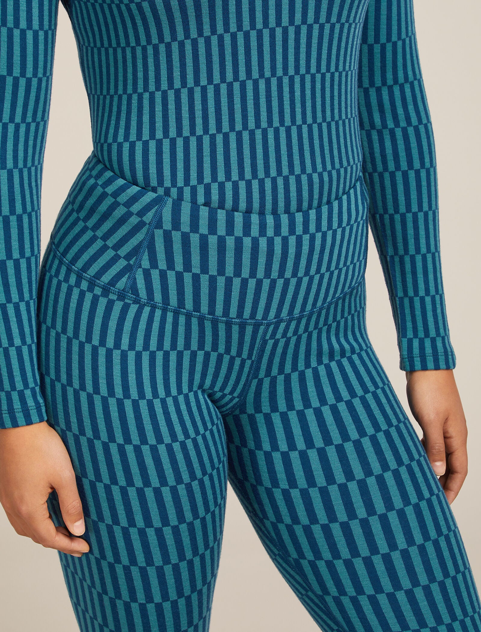 260 Tech Vertex High Rise Thermal Leggings Snow Grid - Image 6