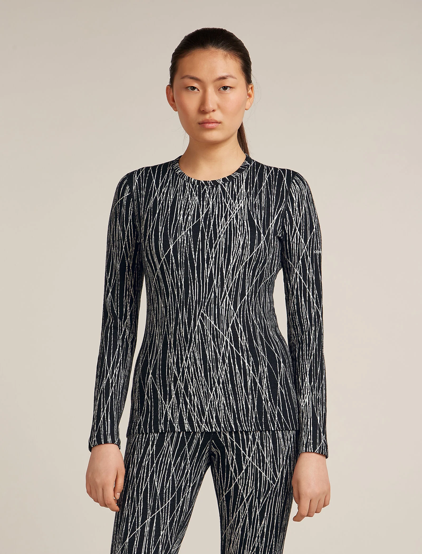 260 Tech Vertex Thermal Top Delta Lines