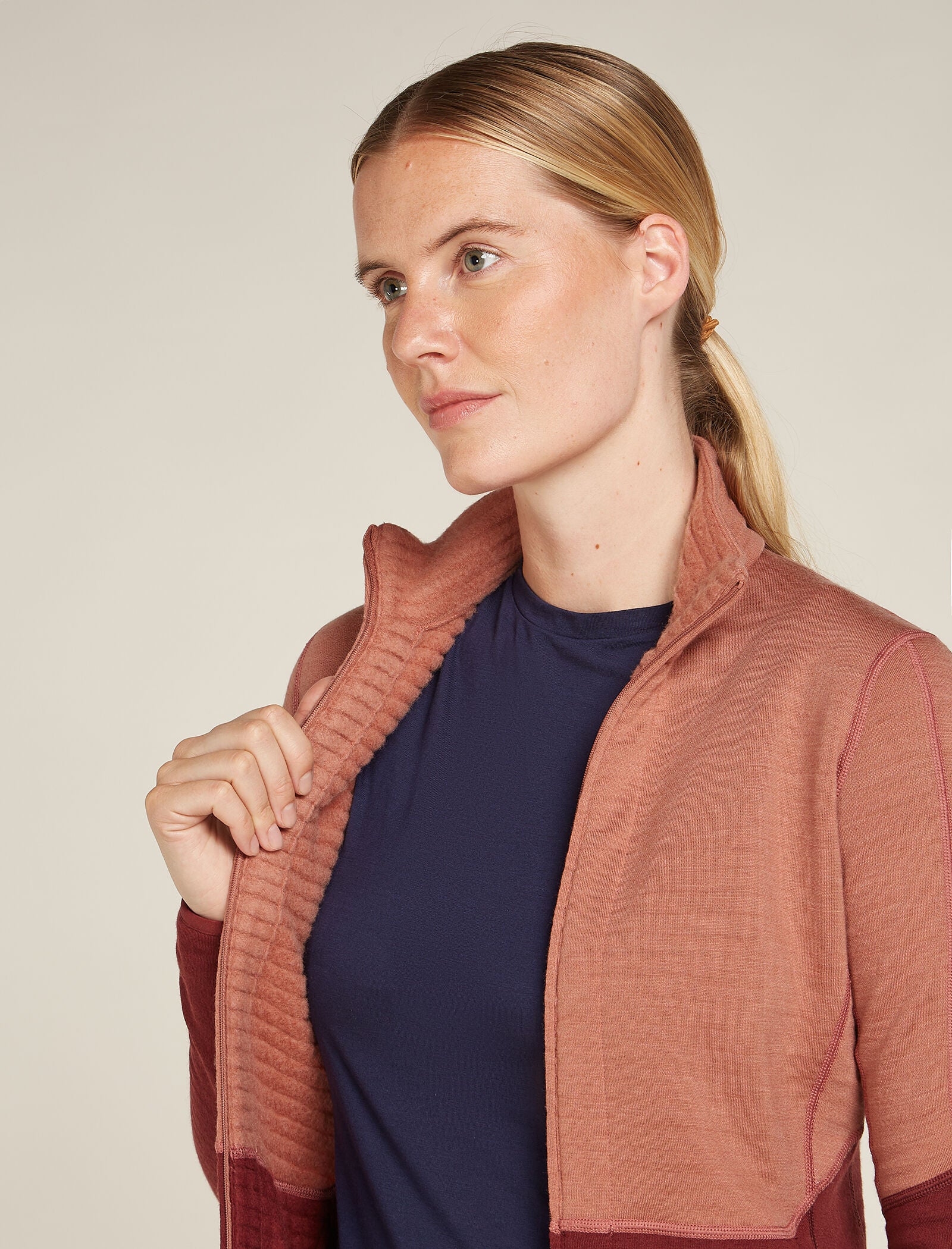 Women's Merino 400 RealFleece⢠Descender Long Sleeve Zip Jacket - Image 7