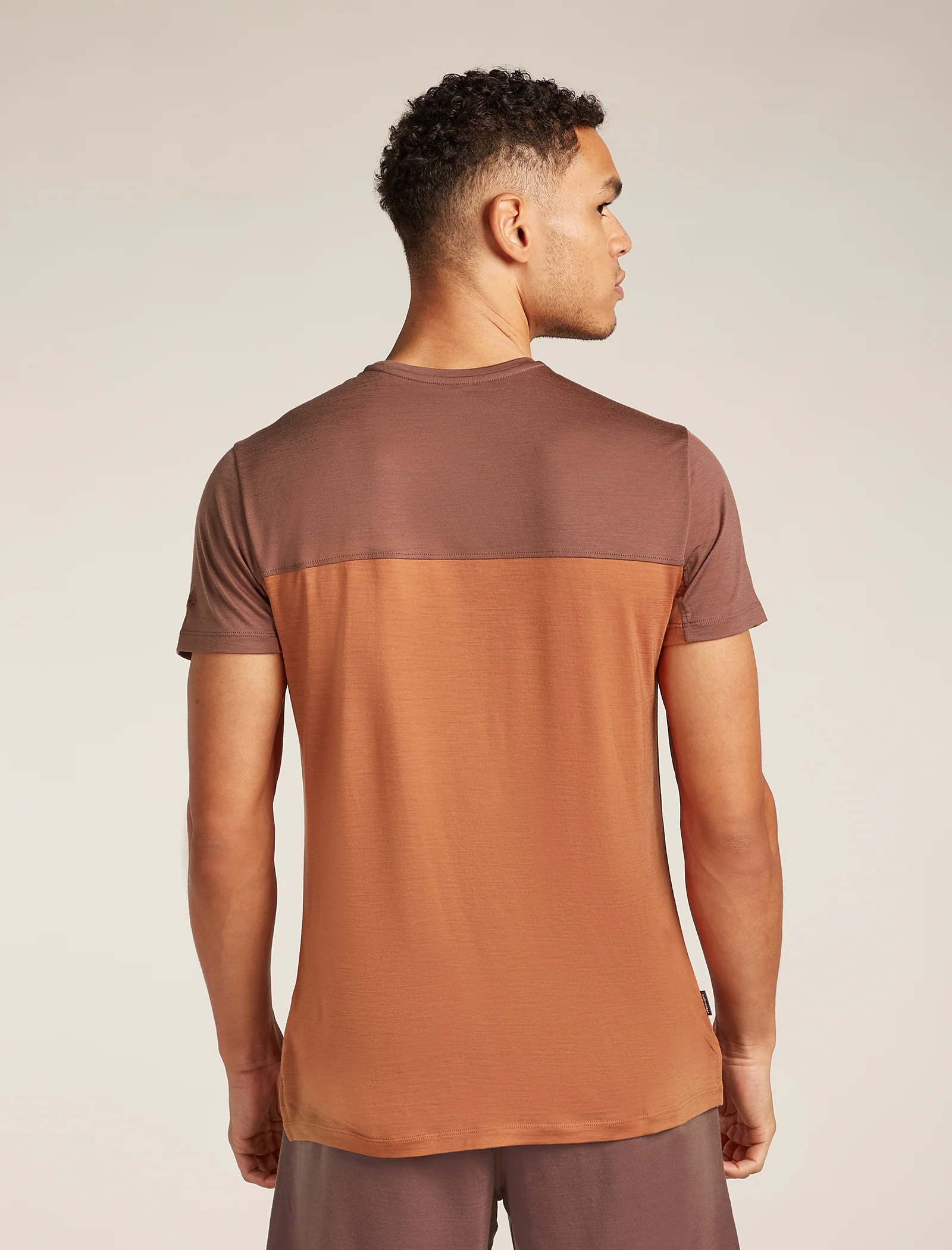 Men's Merino Blend 125 Cool-Lite™ Sphere Short Sleeve T-Shirt Colour Block - Image 2