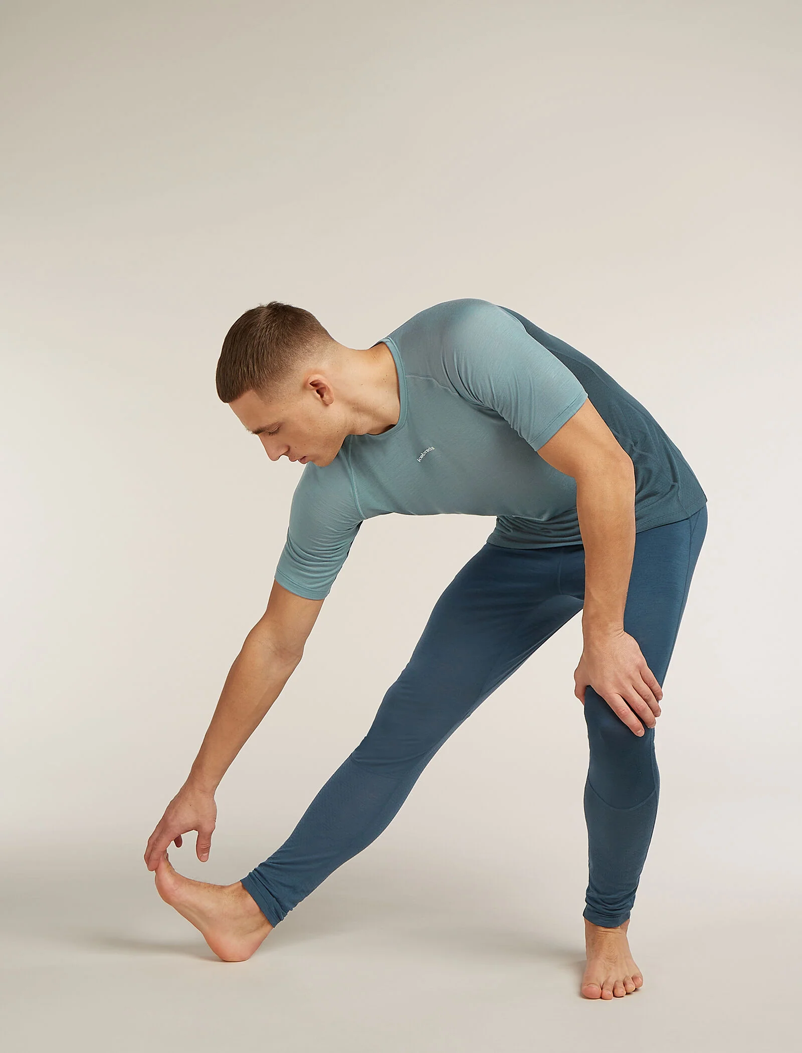 Men's Merino Blend 125 ZoneKnit⢠Short Sleeve Crew Thermal Top - Image 3