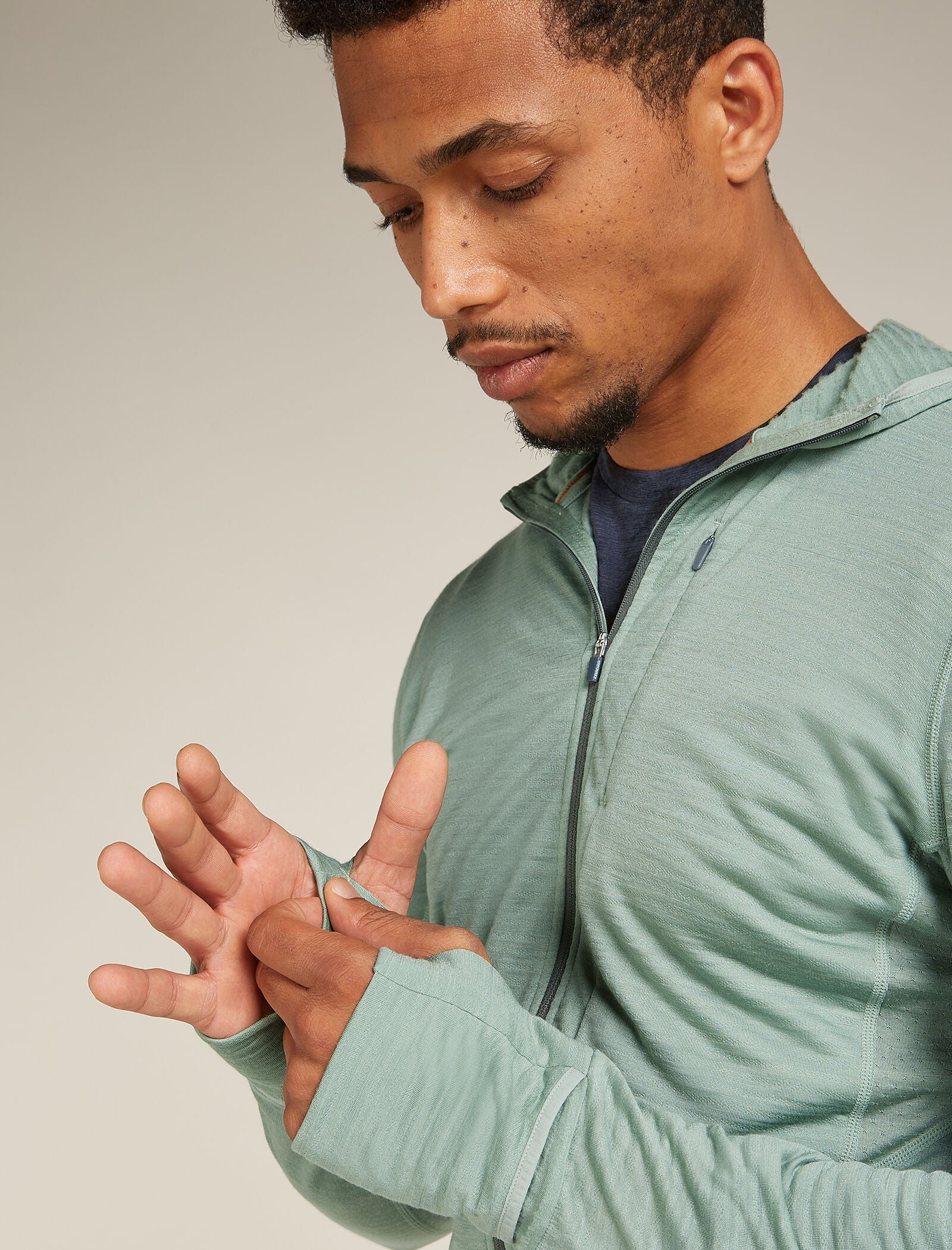 Men's Merino Blend 200 Realfleece⢠Descender Long Sleeve Zip Hoodie - Image 7