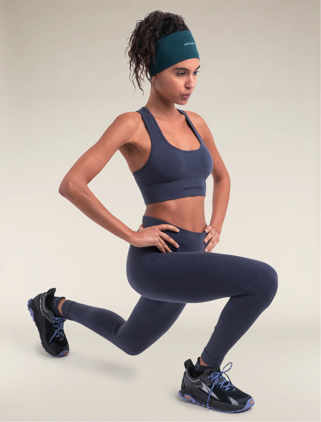 Women's Merino Blend 260 ZoneKnit™ Seamless 25" Tights - Image 7