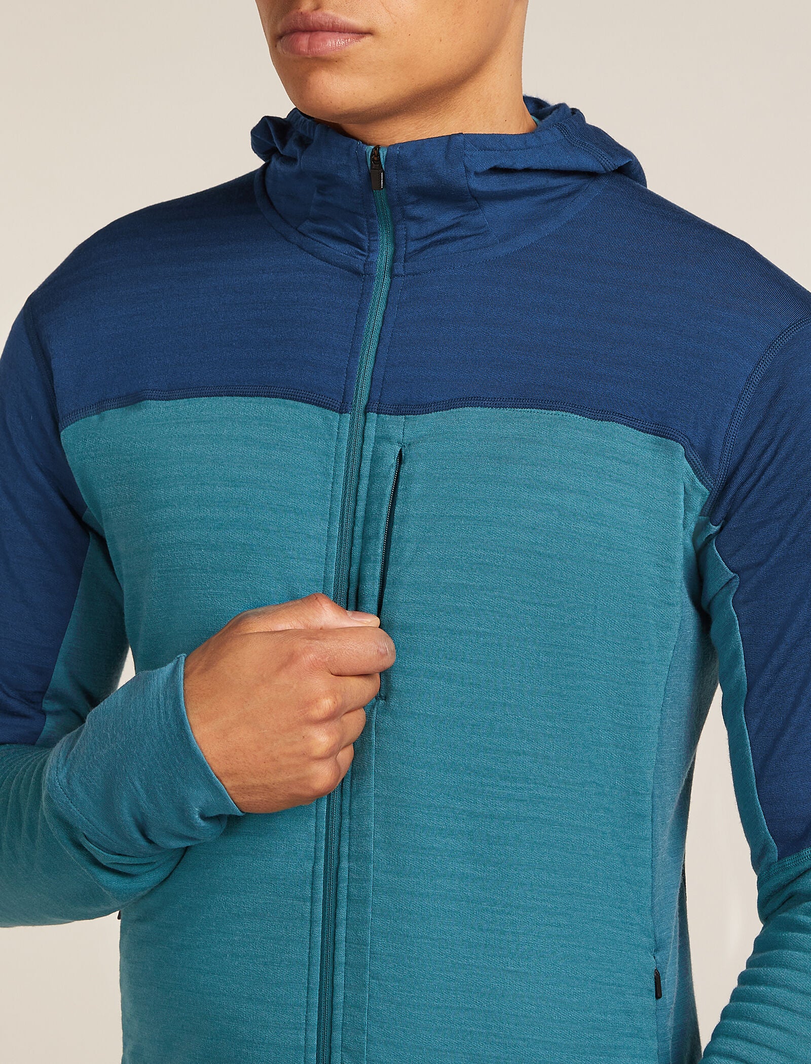 300 Descender Zip Hoodie - Image 8