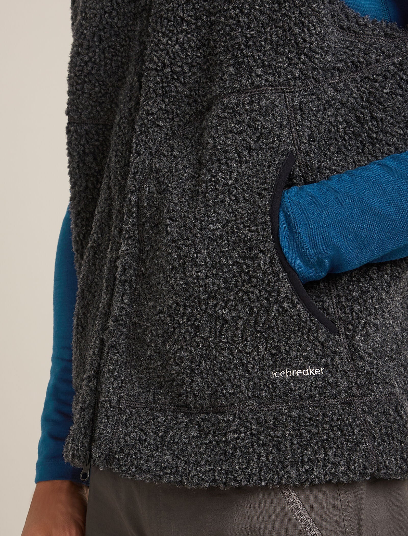 960 High Pile Vest - Image 5
