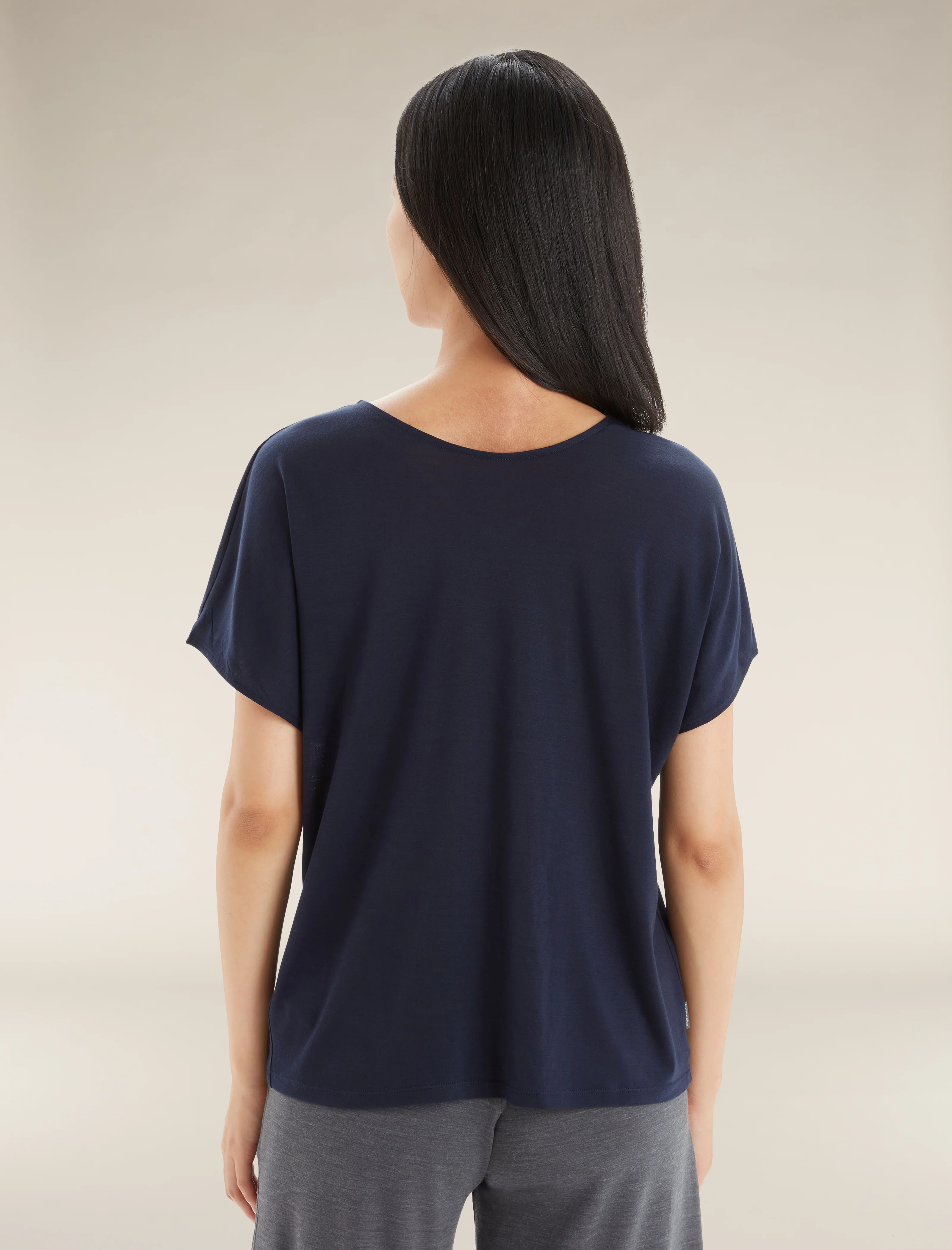 Women's Merino Blend Drayden Reversible Top - Image 7