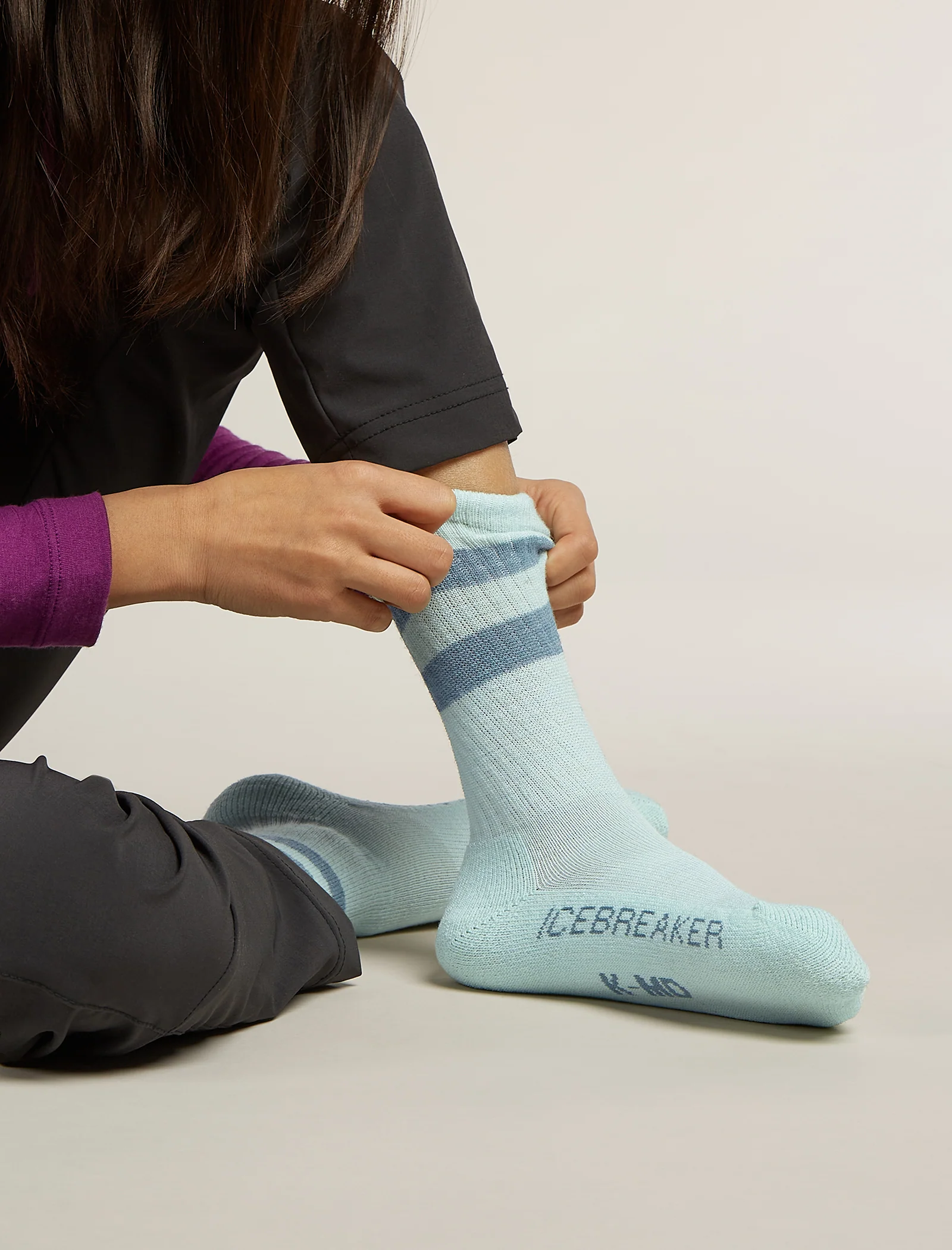 Kids’ Merino Blend Hike Light Crew Socks - Image 4