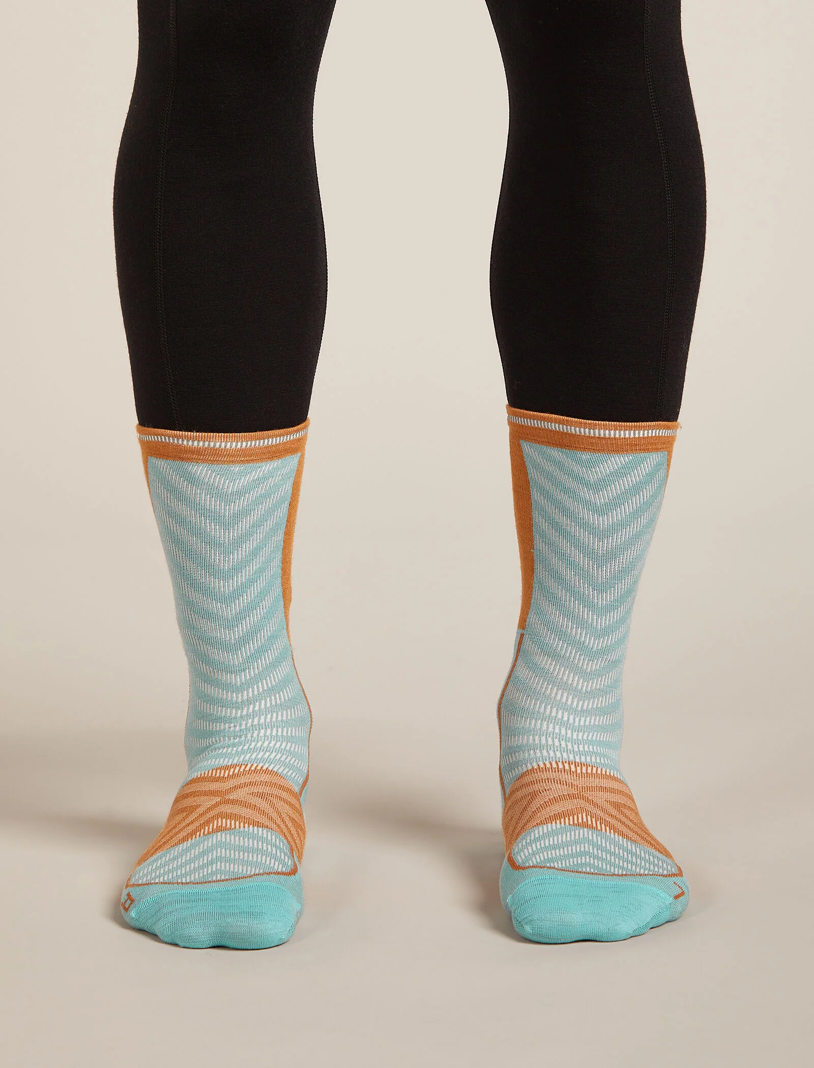 Men Run+ Crew Socks - Image 3
