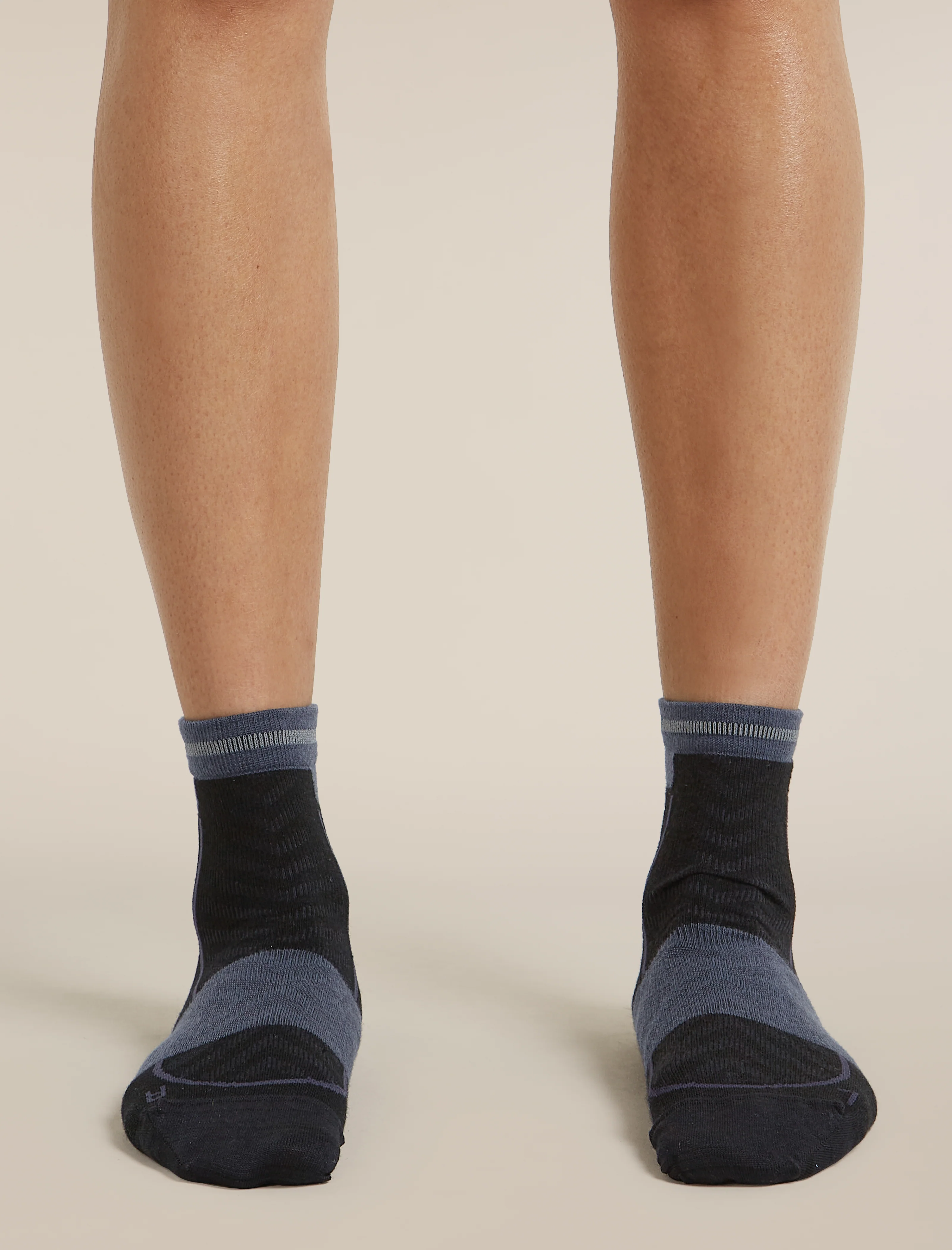 Women Run+ Mini Socks - Image 4