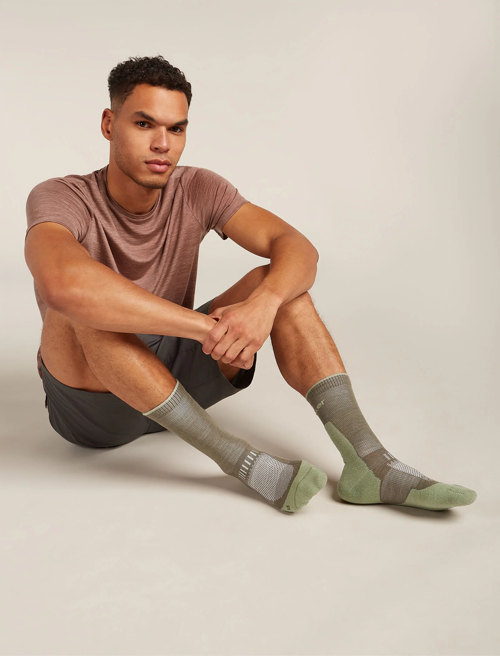 Men's Merino Hike+ Light Crew Socks - Image 2