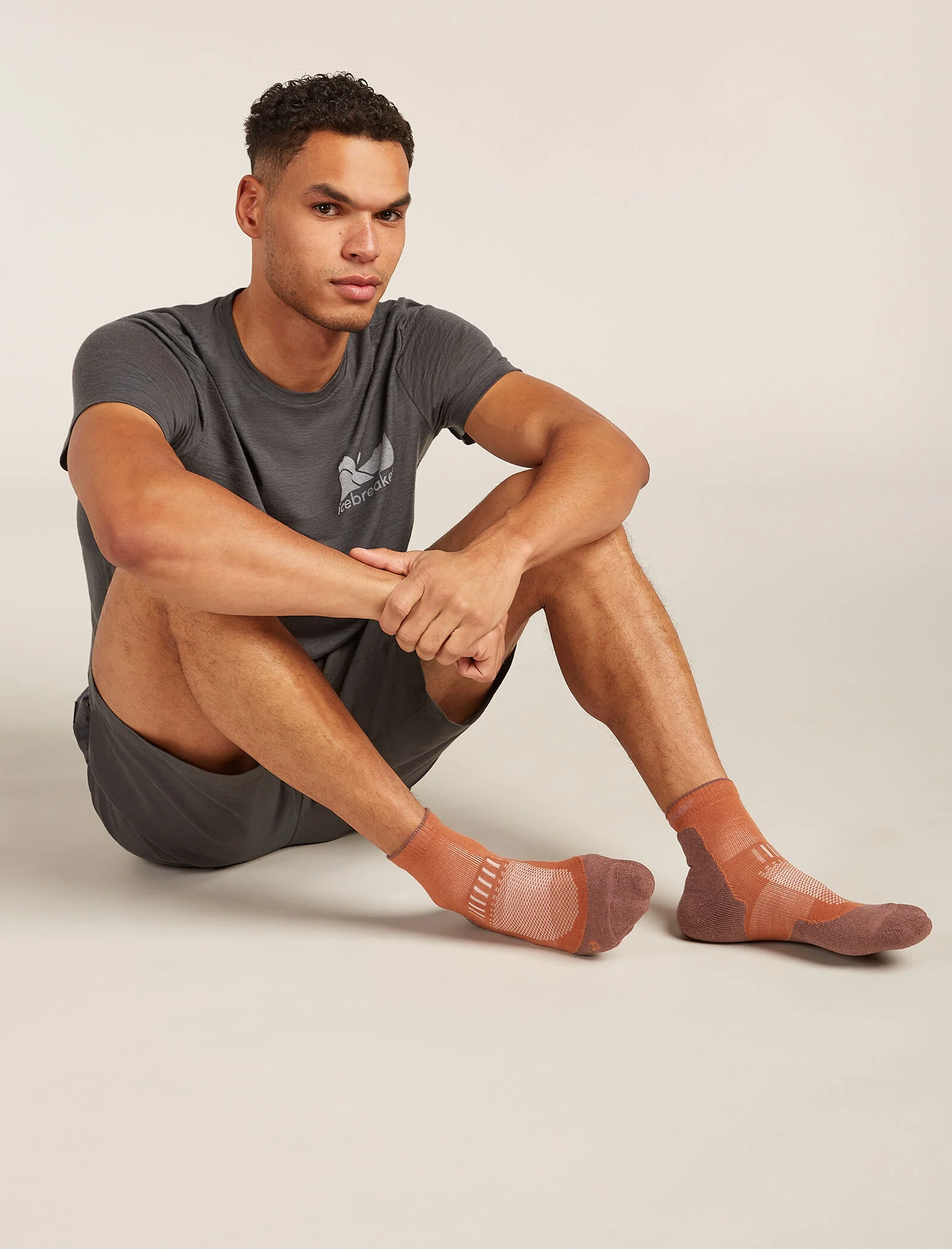 Men's Merino Hike+ Light Mini Socks - Image 2