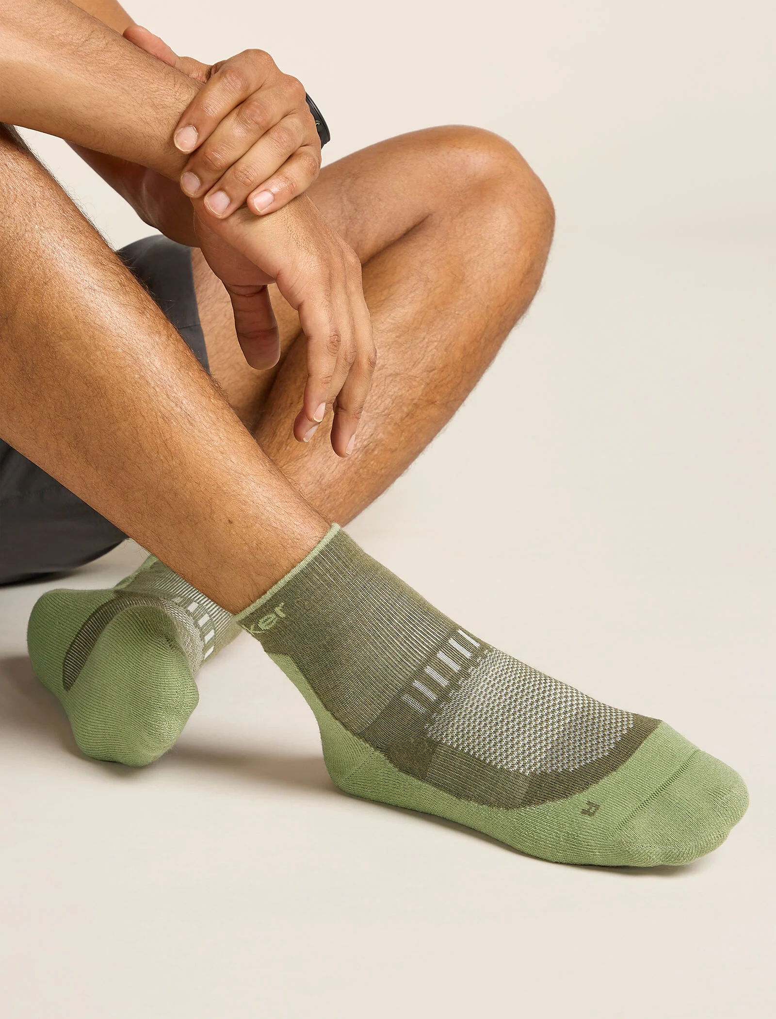 Men Hike+ Mini Socks - Image 2