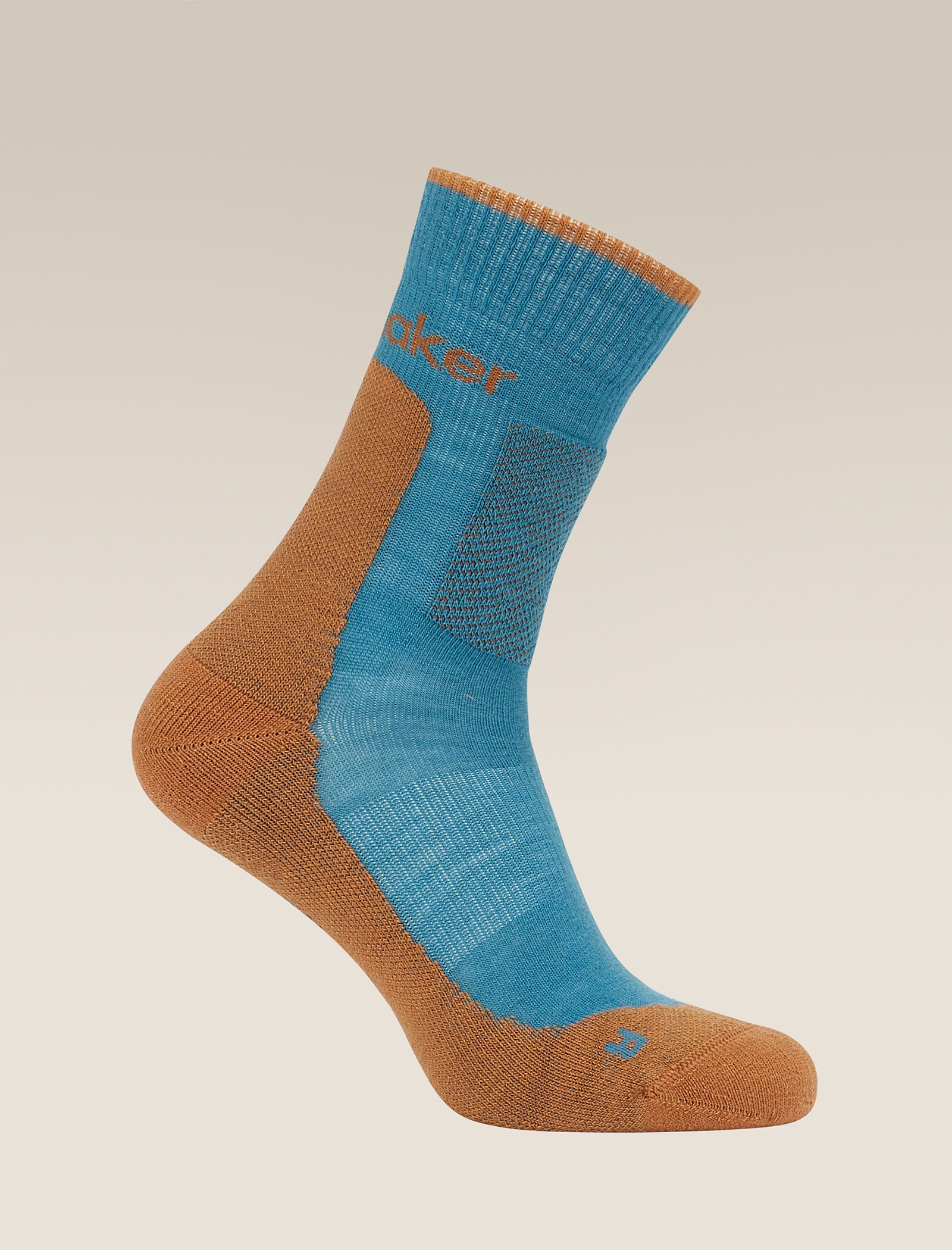 Men Hike+ Crew Socks Across the Peaks - Image 4