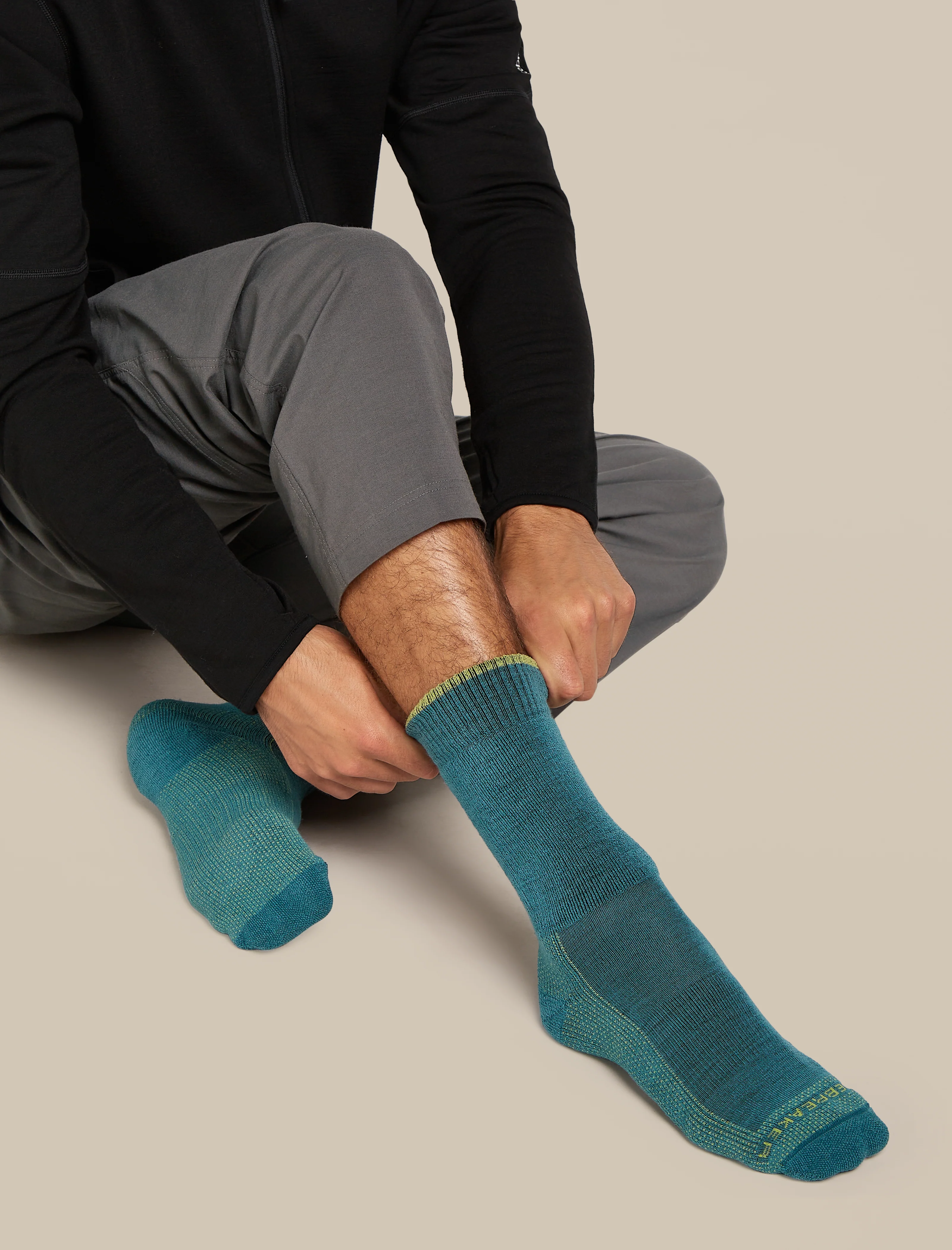 Men Hike Crew Socks