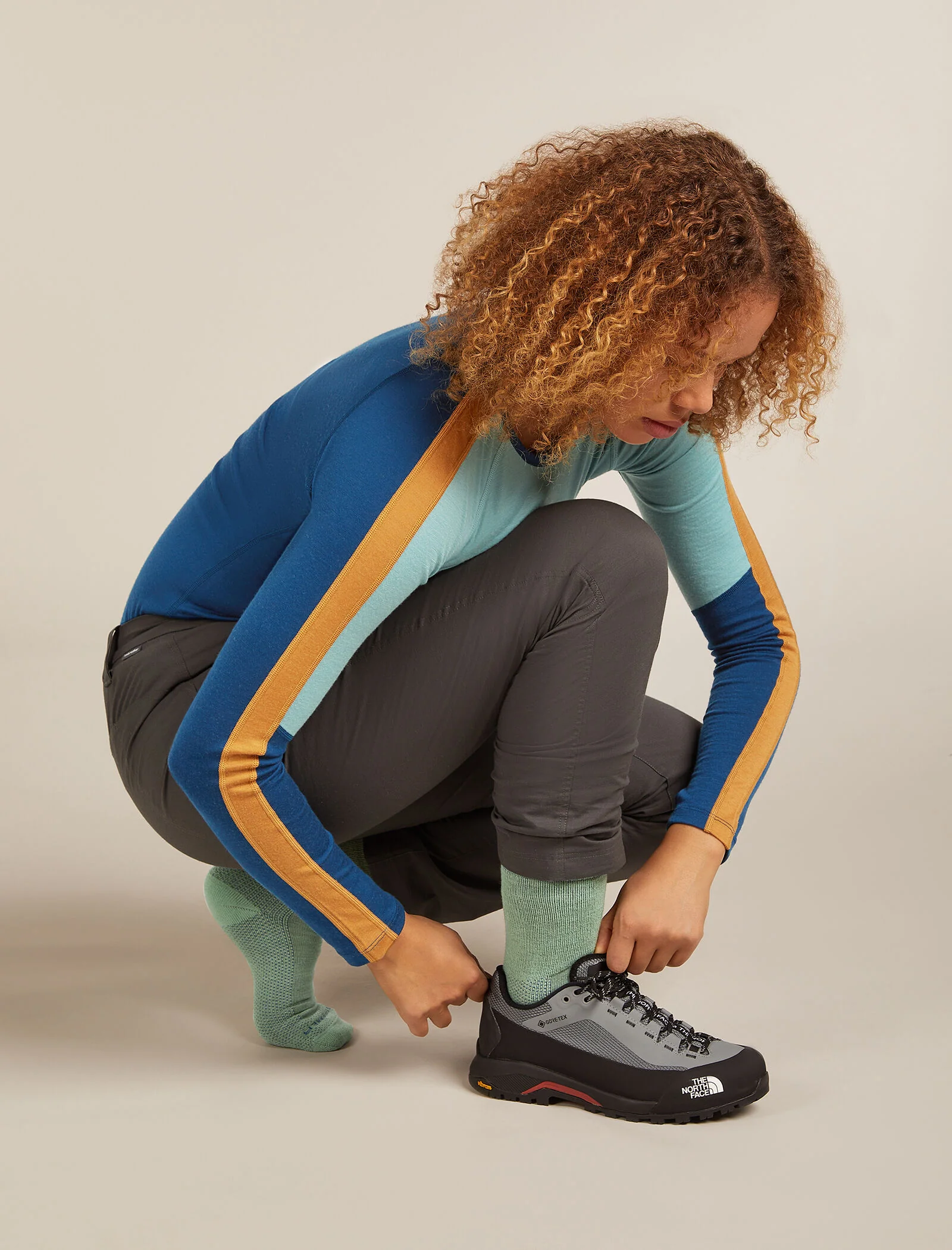 Women Hike Crew Socks