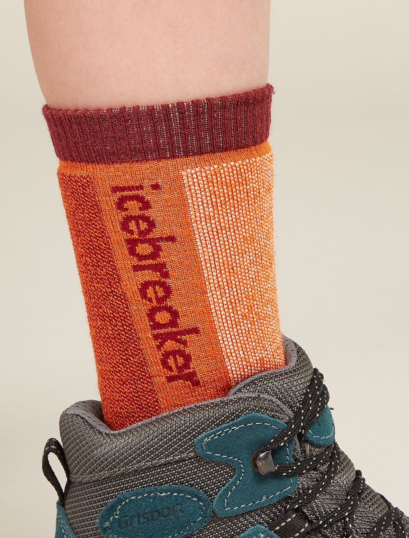 Kidsā Merino Ski+ Medium Over The Calf Socks