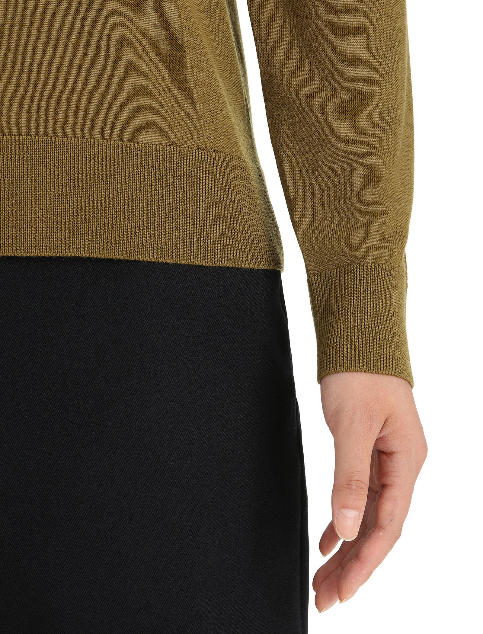 Women's Merino Wilcox Long Sleeve V Neck Sweater - Image 5