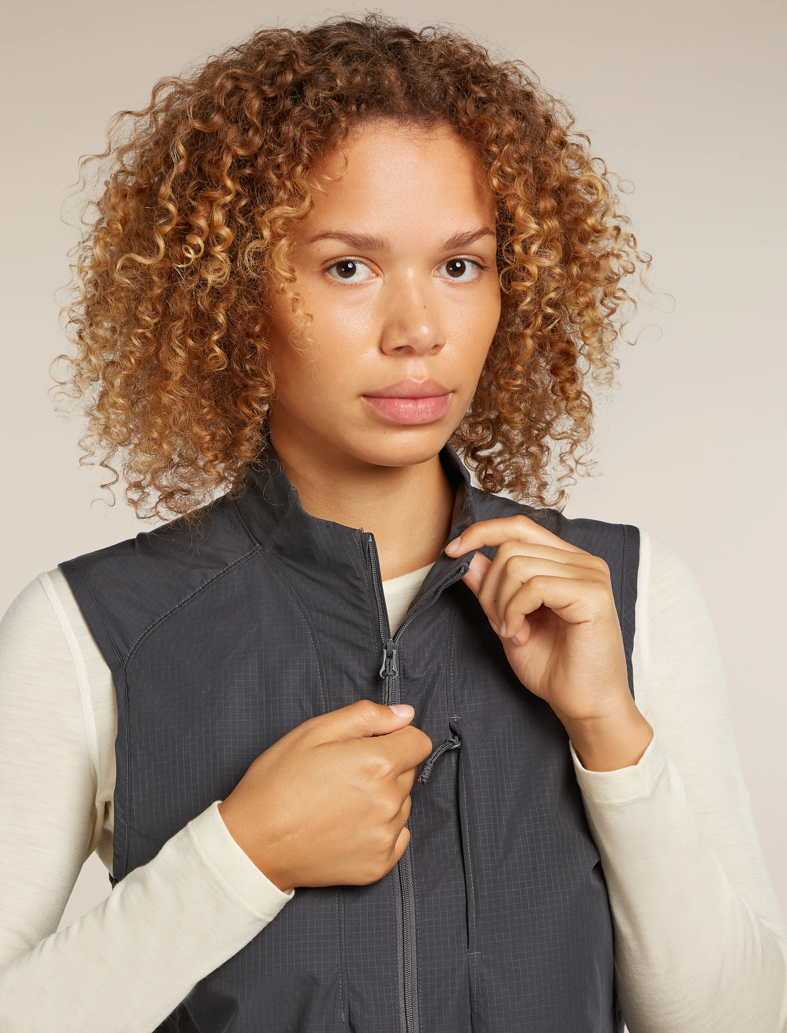 Women's Shell+â„¢ Cotton Elevation Windbreaker Vest - Image 5
