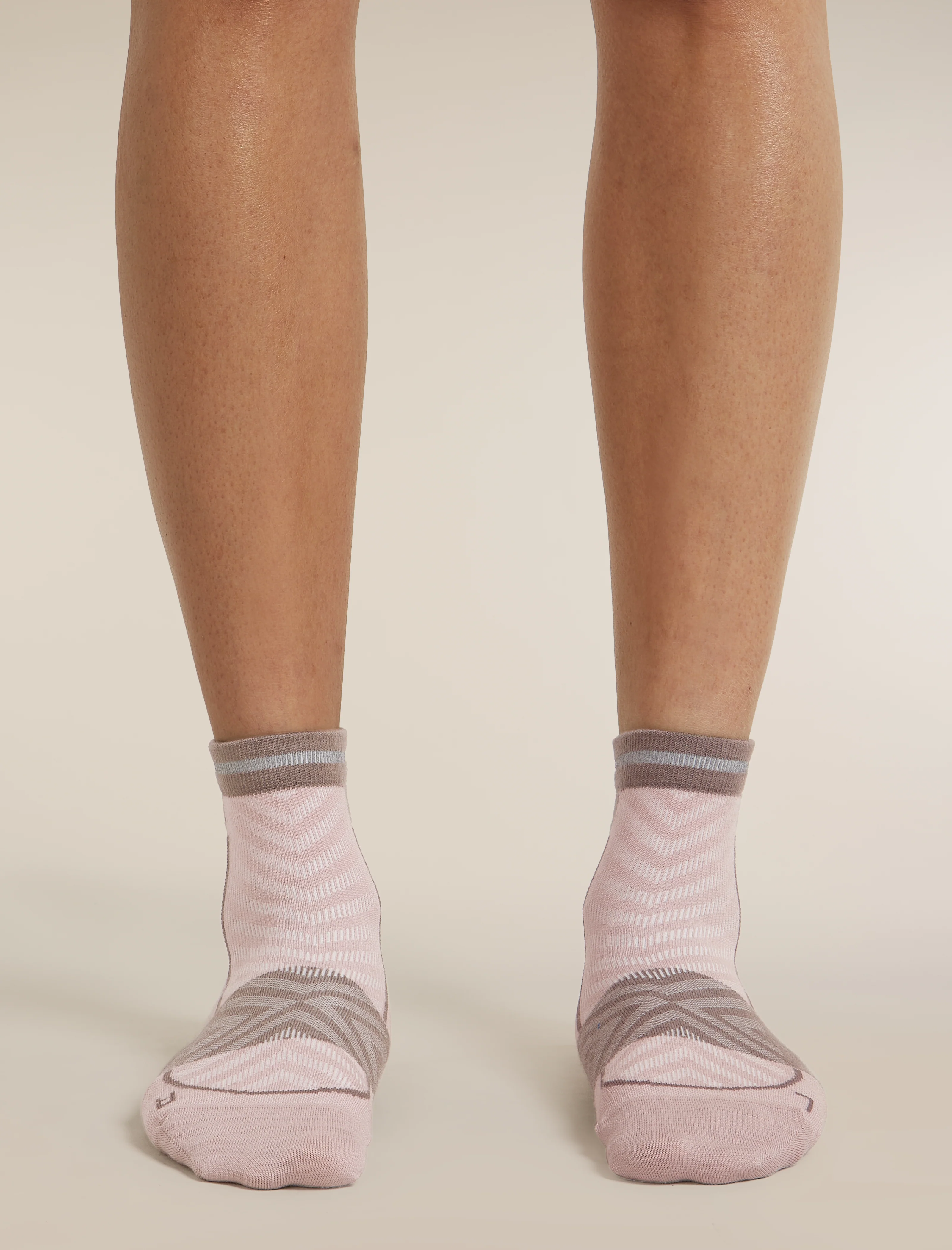 Women Run+ Mini Socks - Image 2